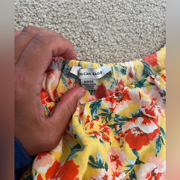 American Eagle one shoulder floral top - Picture 4 of 4